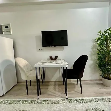 Center House - Double Or Whole * ألانيا